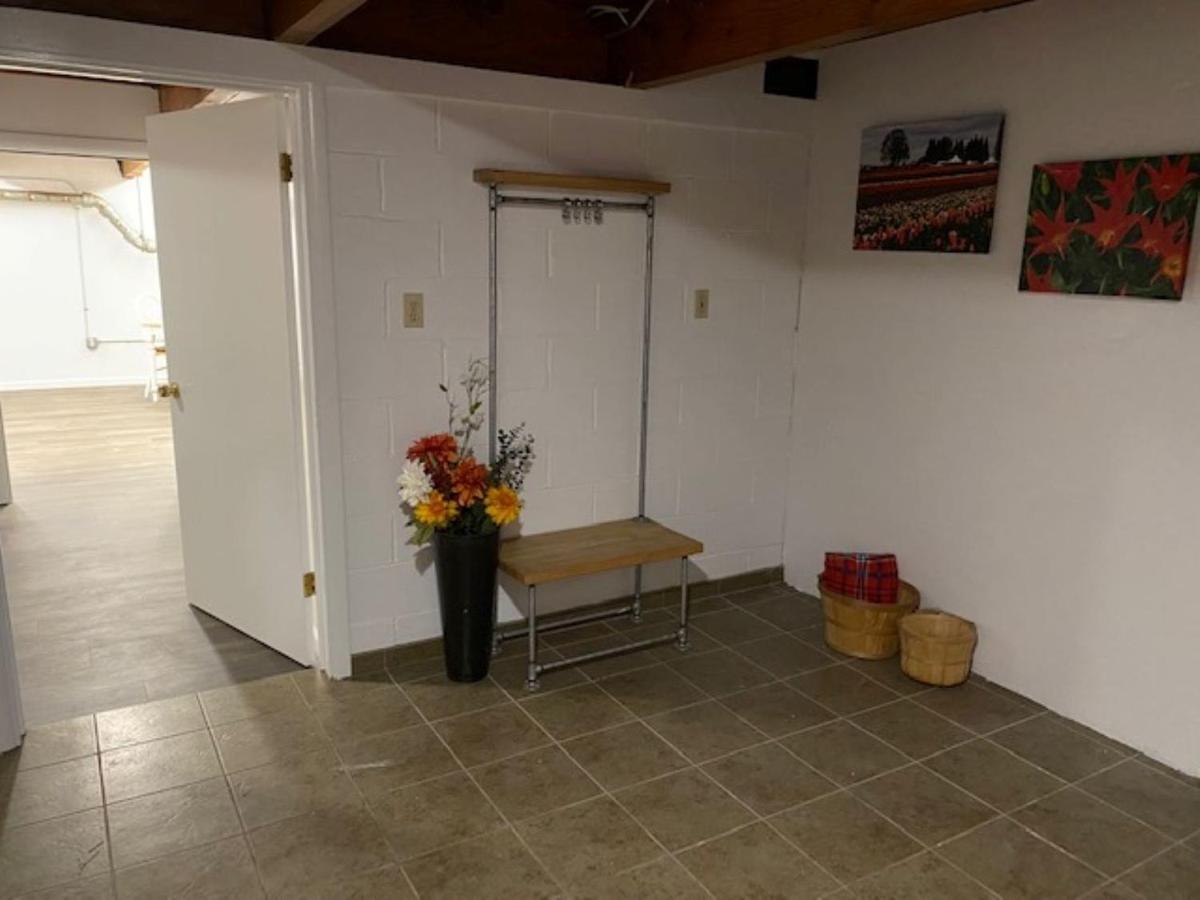 Spacious Lower Level Living All For You! Corvallis Kültér fotó